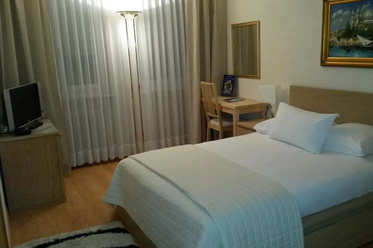 ****  Hotel Century Ginebra Suiza